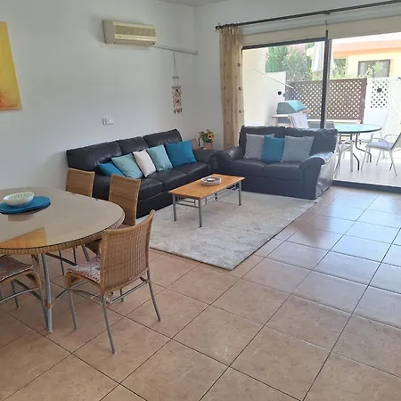 Daire Pool Side 2 Bedroom Queens Gardens Complex