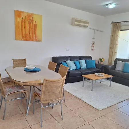 Pool Side 2 Bedroom Queens Gardens Complex * Paphos
