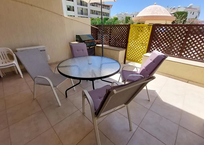 Pool Side 2 Bedroom Queens Gardens Complex Paphos
