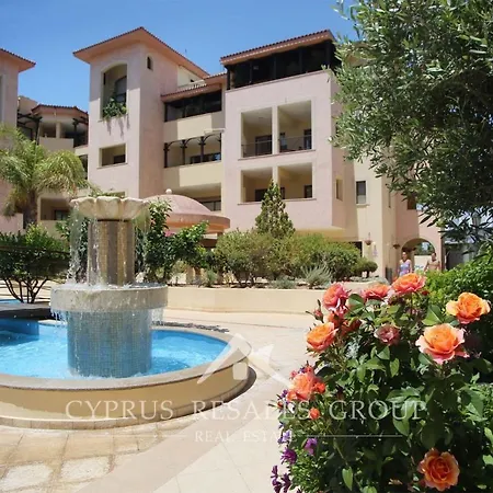 Pool Side 2 Bedroom Queens Gardens Complex