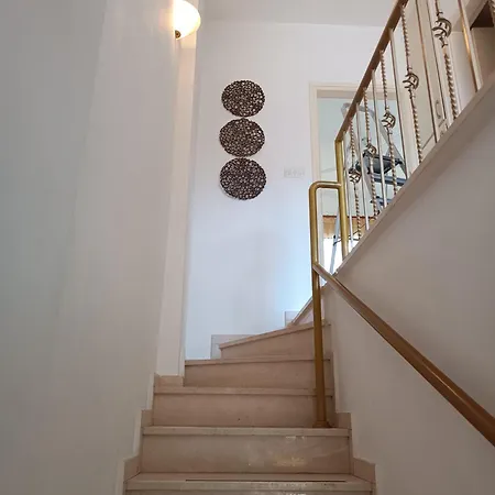 Pool Side 2 Bedroom Queens Gardens Complex Апартаменты *