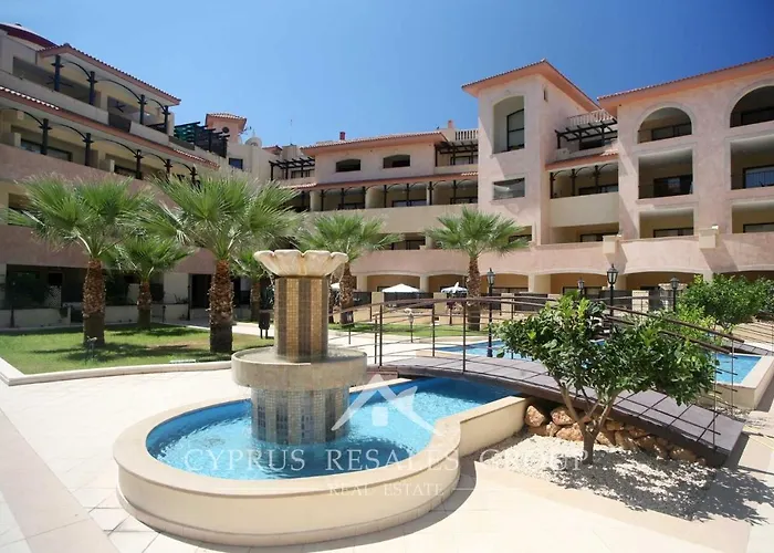 Pool Side 2 Bedroom Queens Gardens Complex * Paphos