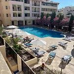 Pool Side 2 Bedroom Queens Gardens Complex