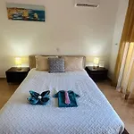 Appartamento Pool Side 2 Bedroom Queens Gardens Complex